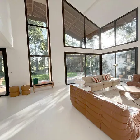 *villa Des Grands Chenes* Piscine Privee Temperee, Calme Et Grands Espaces Villa