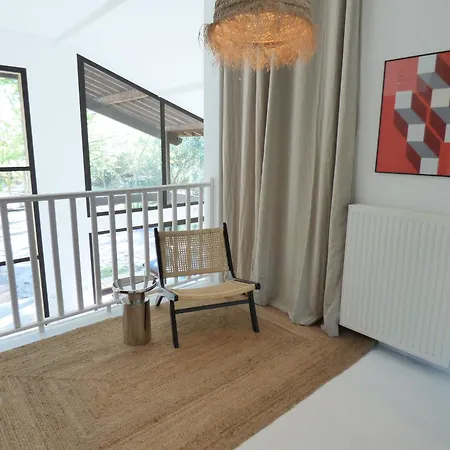 *villa Des Grands Chenes* Piscine Privee Temperee, Calme Et Grands Espaces